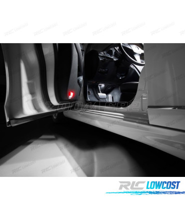 KIT 16 LAMPADE LED INTERNE PER MERCEDES CLASSE M W163 ML320 ML350 ML430 ML500 ML55 AMG 98-05