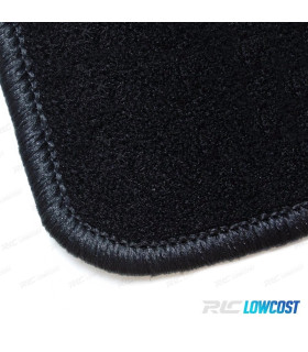 TAPPETINI PER SEAT LEON 1P 04-12 in velluto di alta qualità.