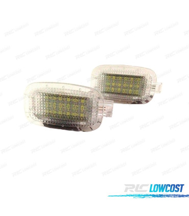 PLAFONIERE LED PER PIEDI E PORTE SMART FORTWO 2D 08-12