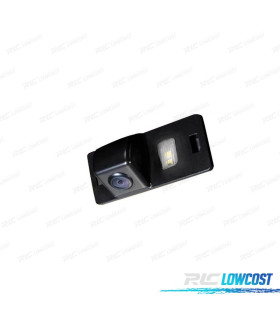 Telecamera per parcheggio con visione notturna specifica per Audi o VW.