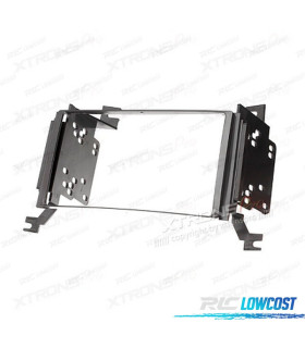 CORNICE NERA PER AUTORADIO 2-DIN PER HYUNDAI