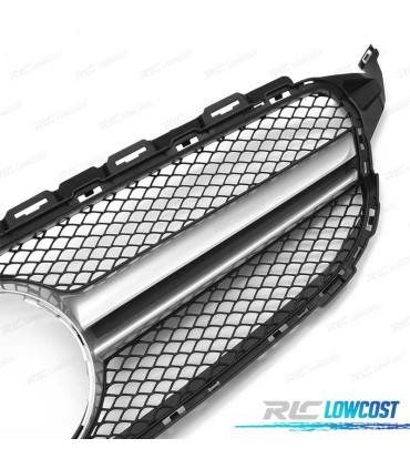 GRIGLIA MERCEDES W205 14-18 LOOK AMG C63 CROMATA CON TELECAMERA
